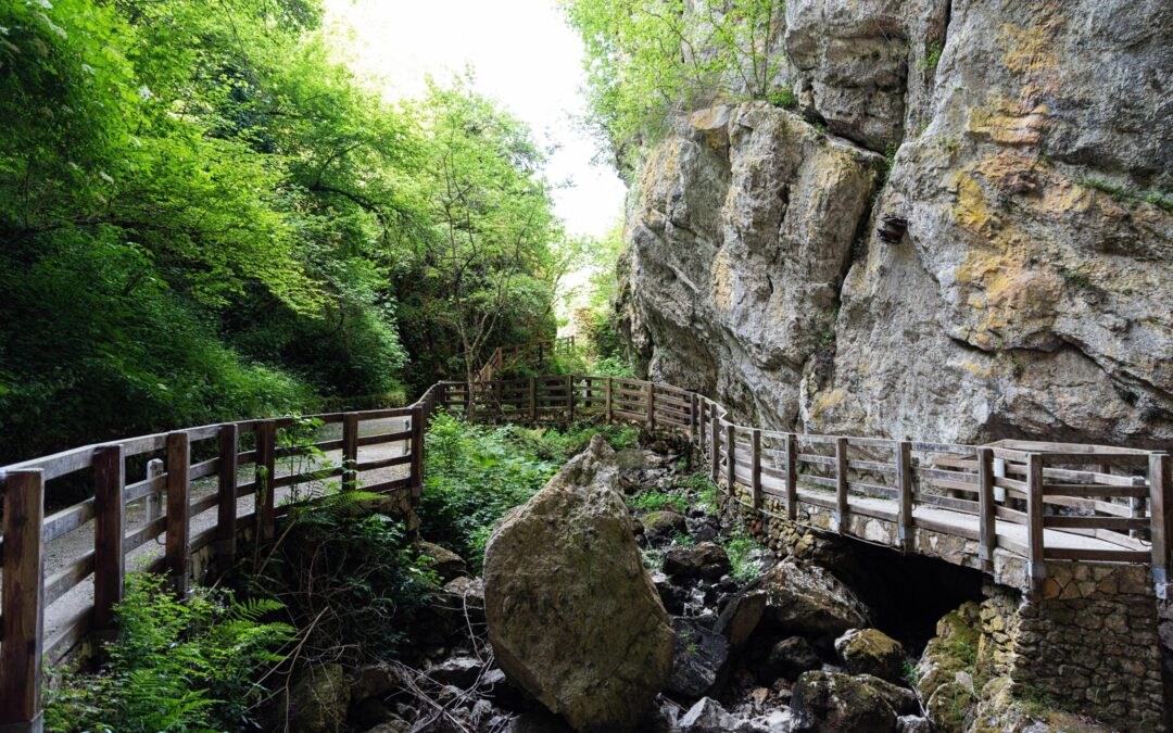 Esplorando il Cicolano: Le grotte di Val de Varri
